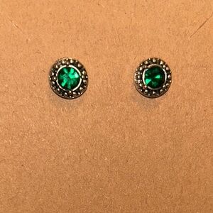 Elegant Green Stud Earrings